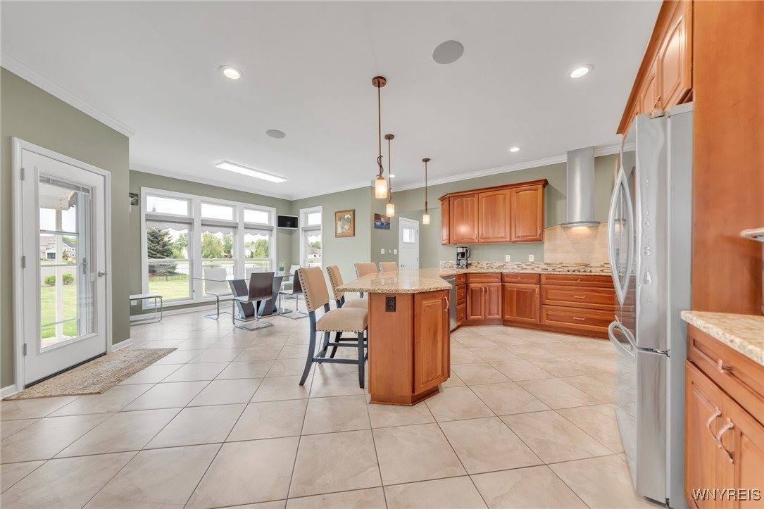 3906 Ontario Drive, Wheatfield, NY 14120