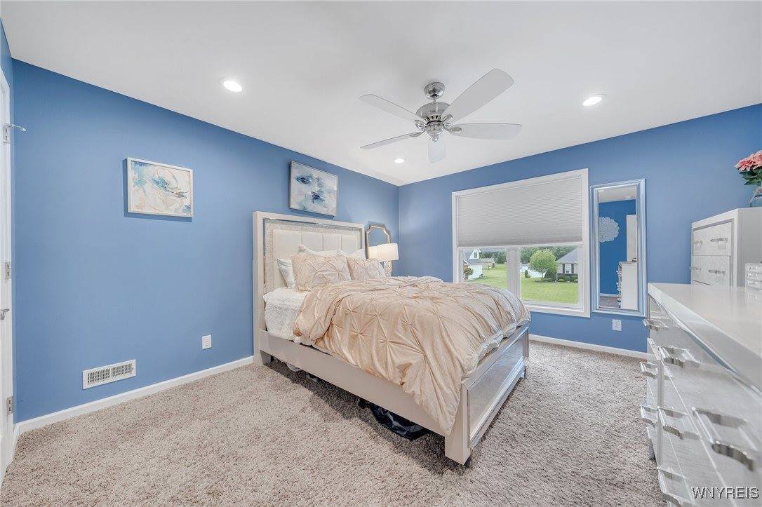 3906 Ontario Drive, Wheatfield, NY 14120