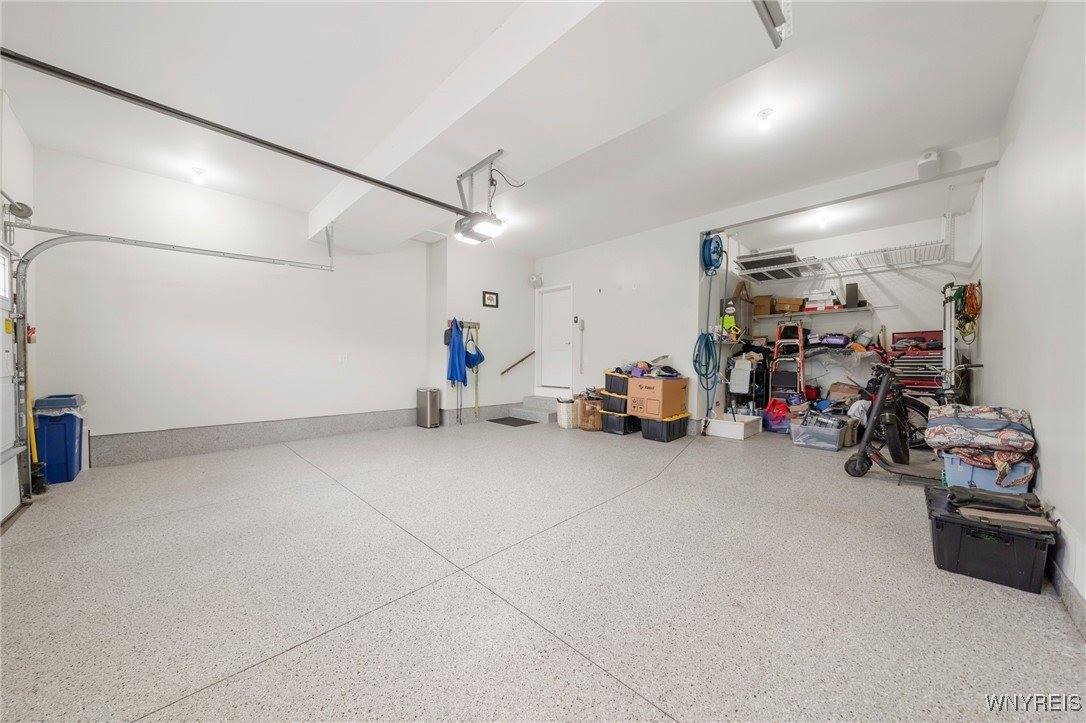 3906 Ontario Drive, Wheatfield, NY 14120