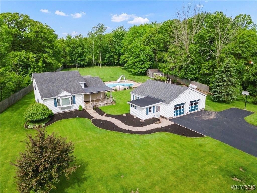 2350 Quaker Road, Hartland, NY 14067