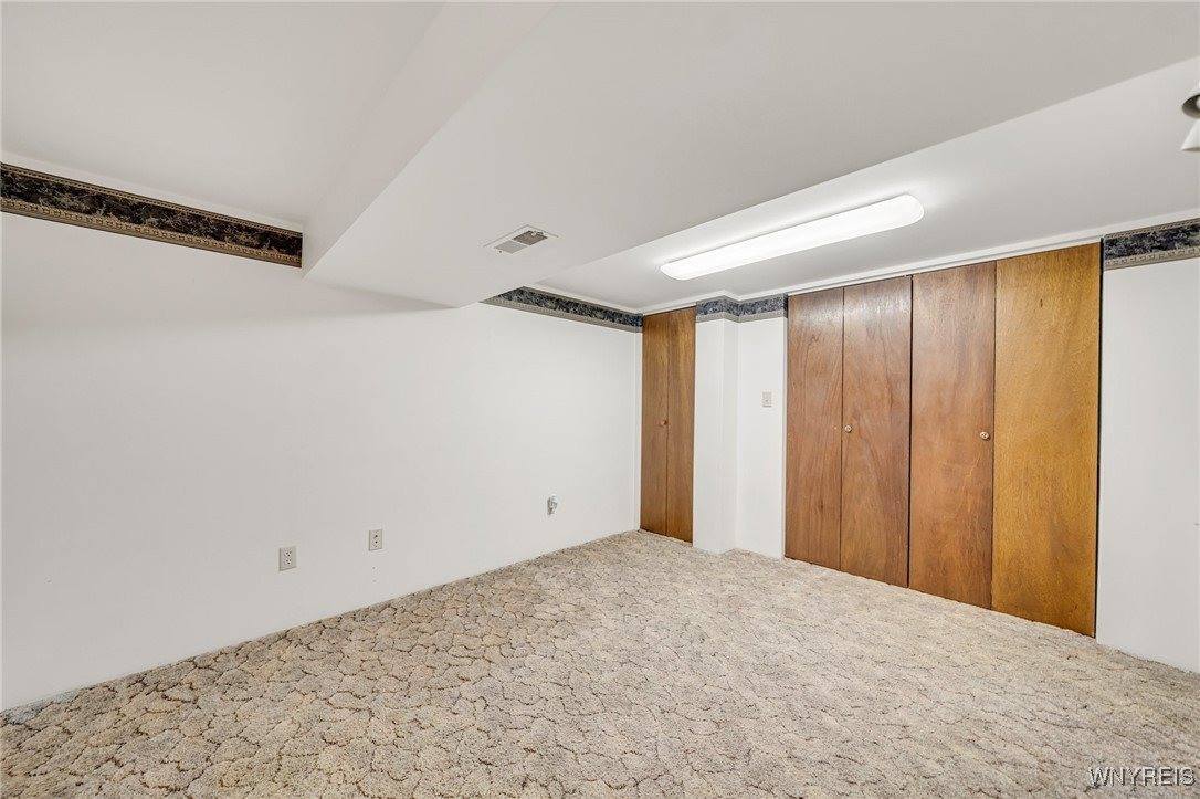 2350 Quaker Road, Hartland, NY 14067