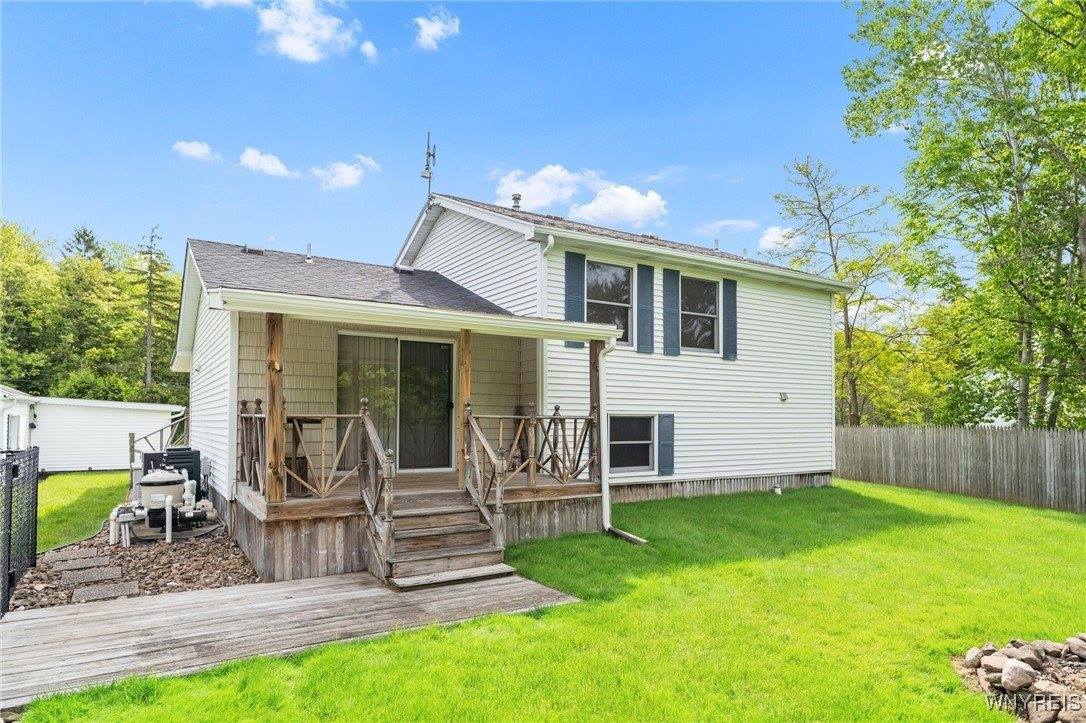 2350 Quaker Road, Hartland, NY 14067