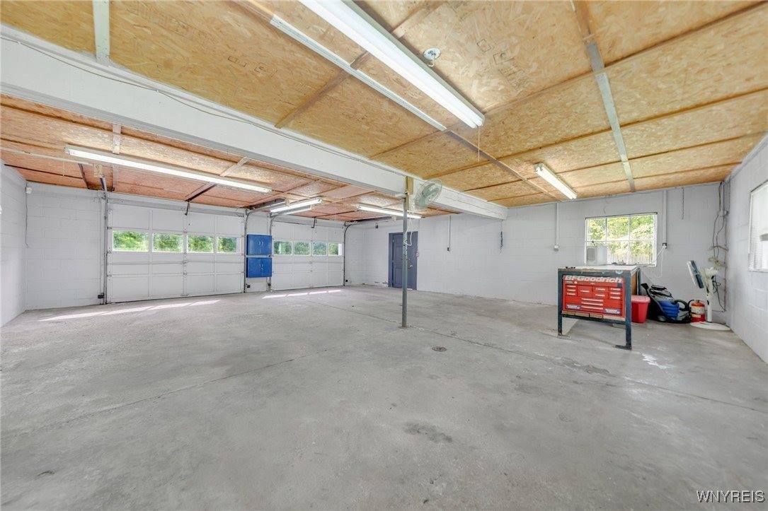 2350 Quaker Road, Hartland, NY 14067