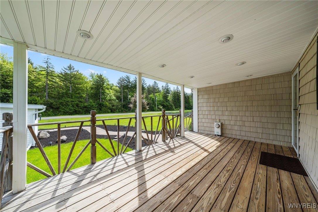 2350 Quaker Road, Hartland, NY 14067