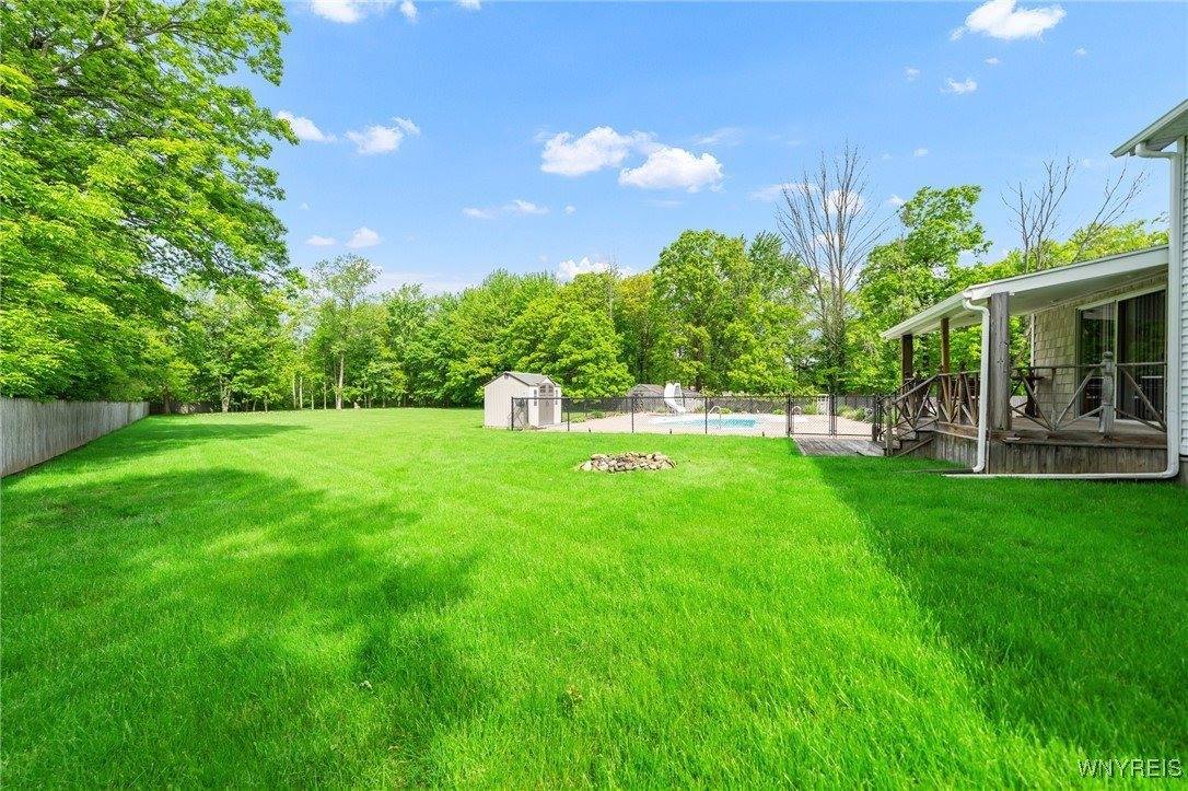 2350 Quaker Road, Hartland, NY 14067