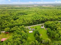 2350 Quaker Road, Hartland, NY 14067