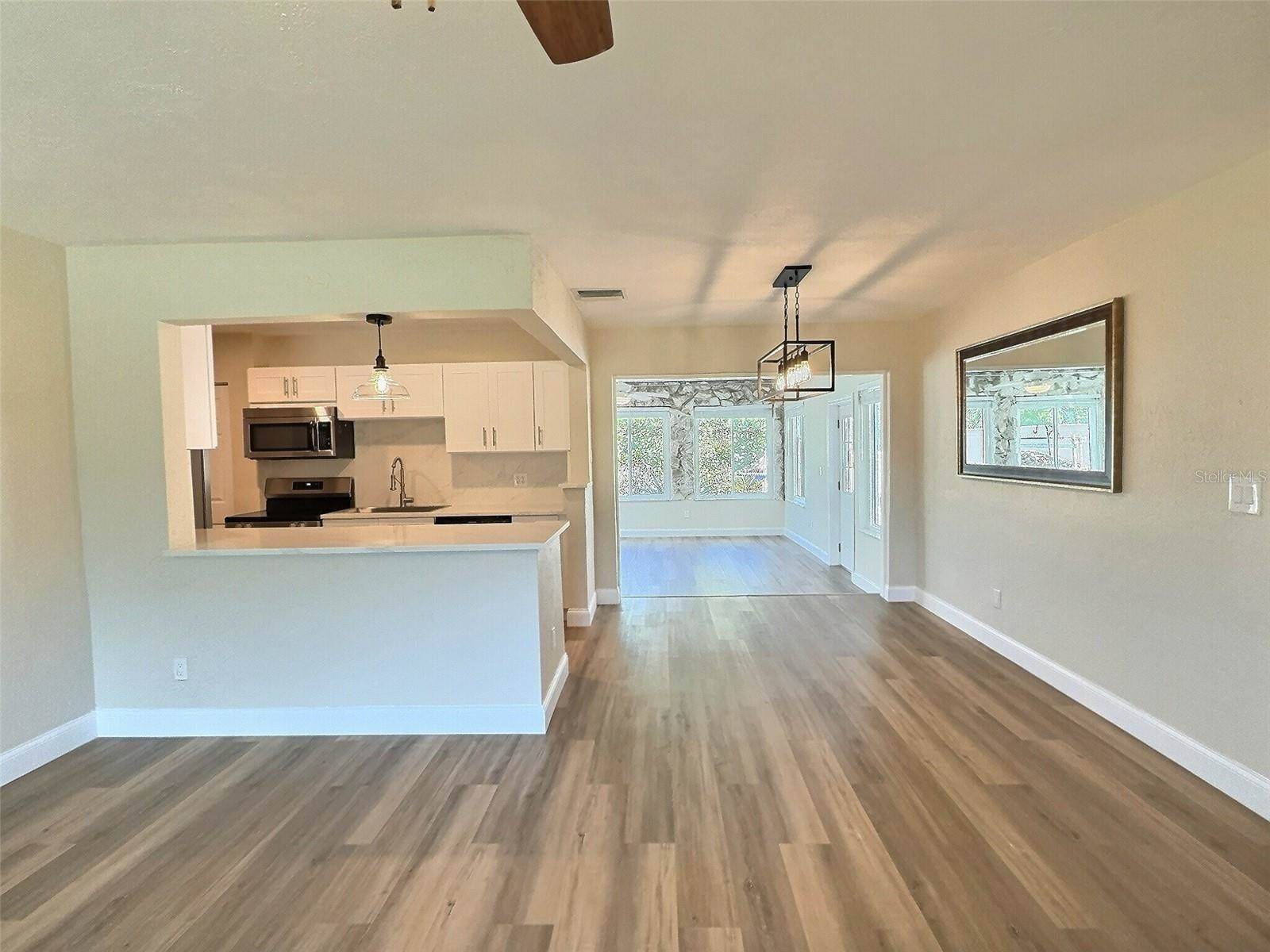 3701 Manatee Drive SE, Saint Petersburg, FL 33705