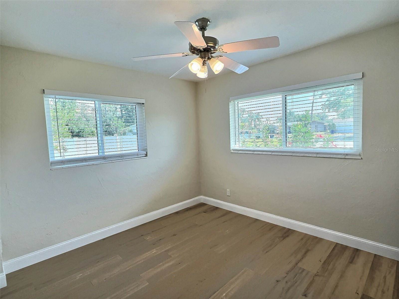 3701 Manatee Drive SE, Saint Petersburg, FL 33705