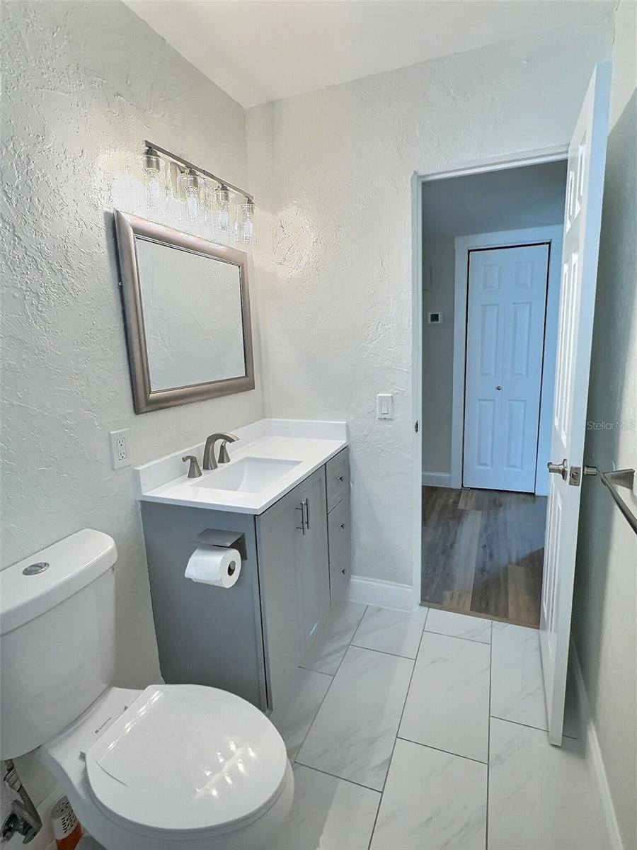 3701 Manatee Drive SE, Saint Petersburg, FL 33705