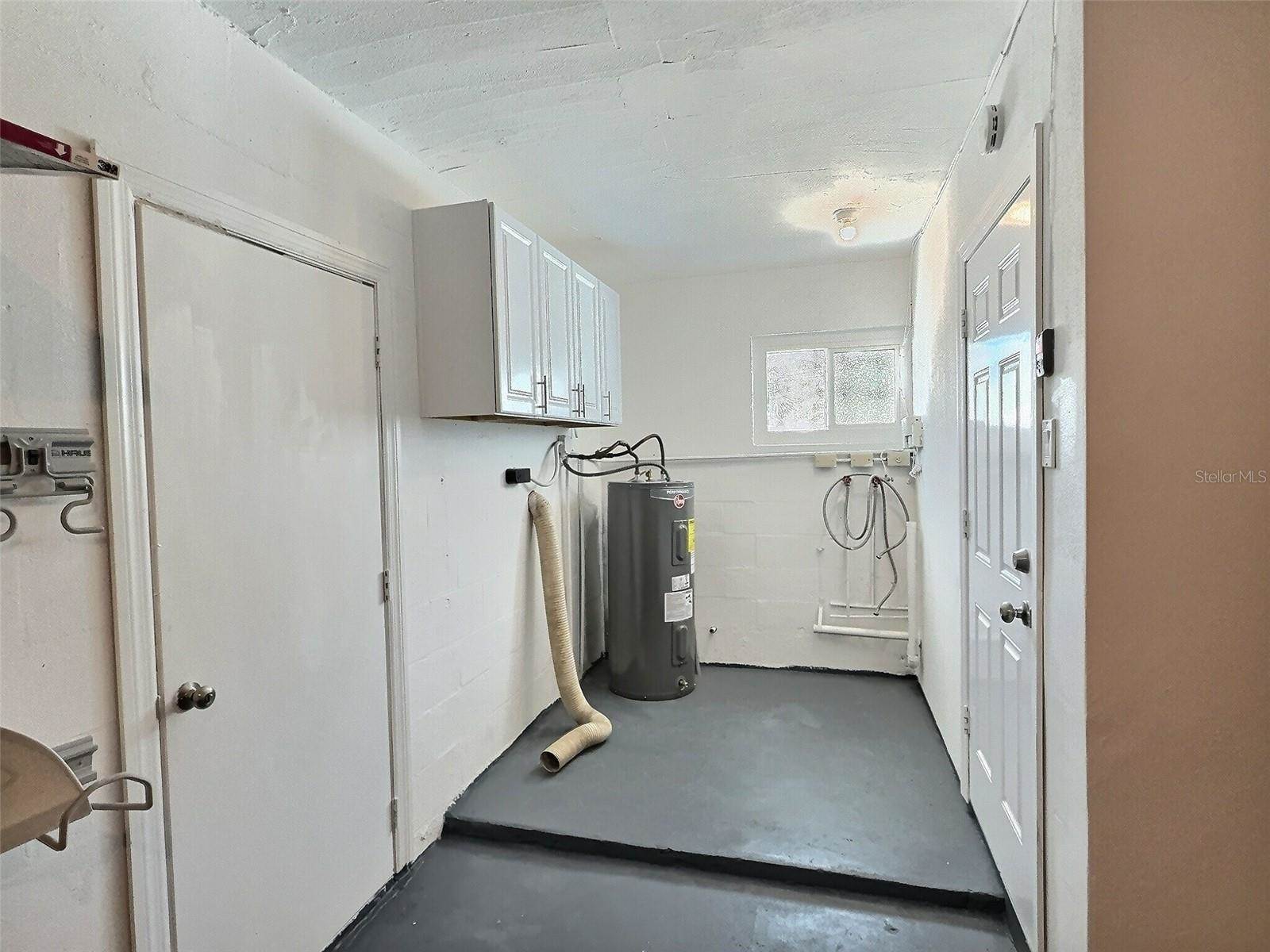 3701 Manatee Drive SE, Saint Petersburg, FL 33705