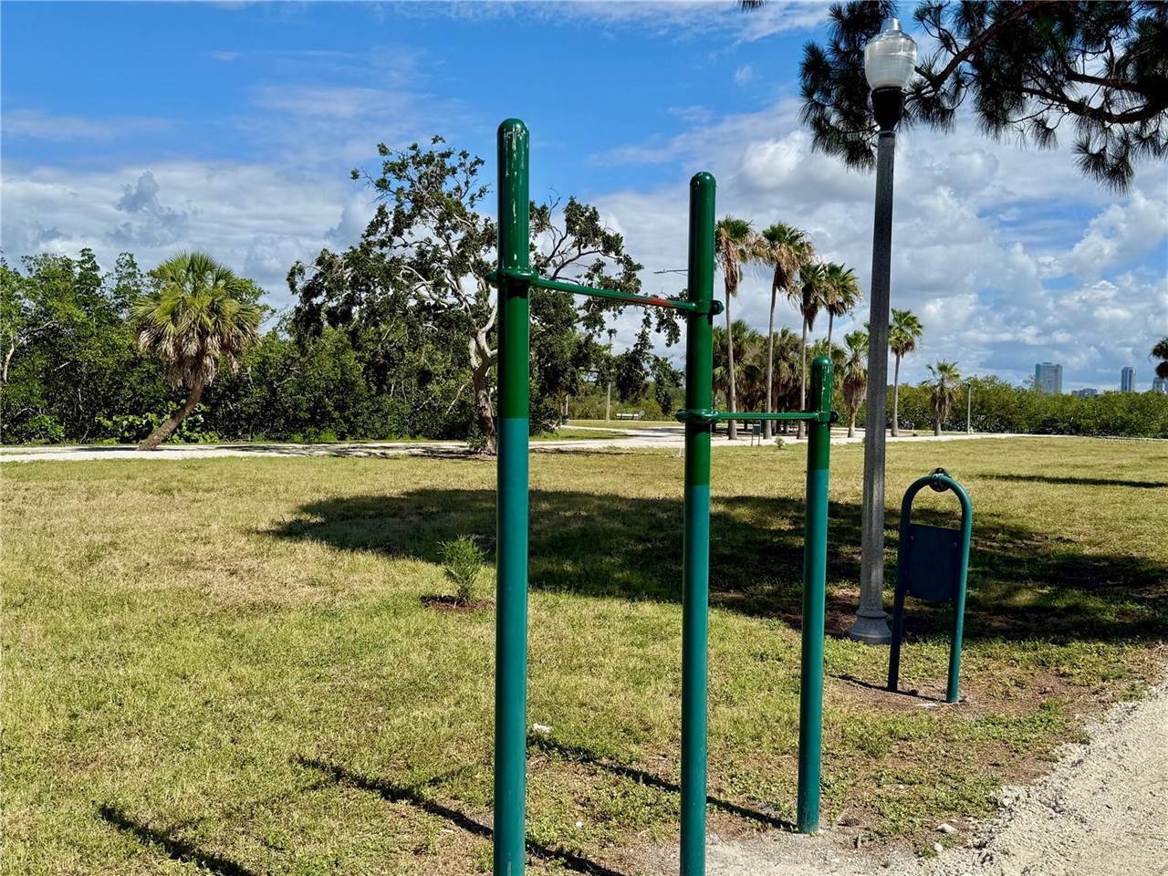 3701 Manatee Drive SE, Saint Petersburg, FL 33705