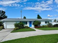 3701 Manatee Drive SE, Saint Petersburg, FL 33705