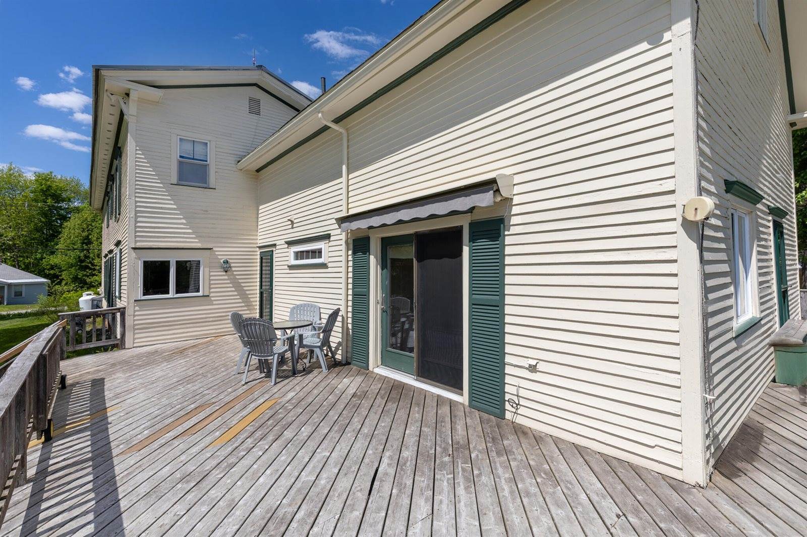 34 Mcphetres Road, Sangerville, ME 04479