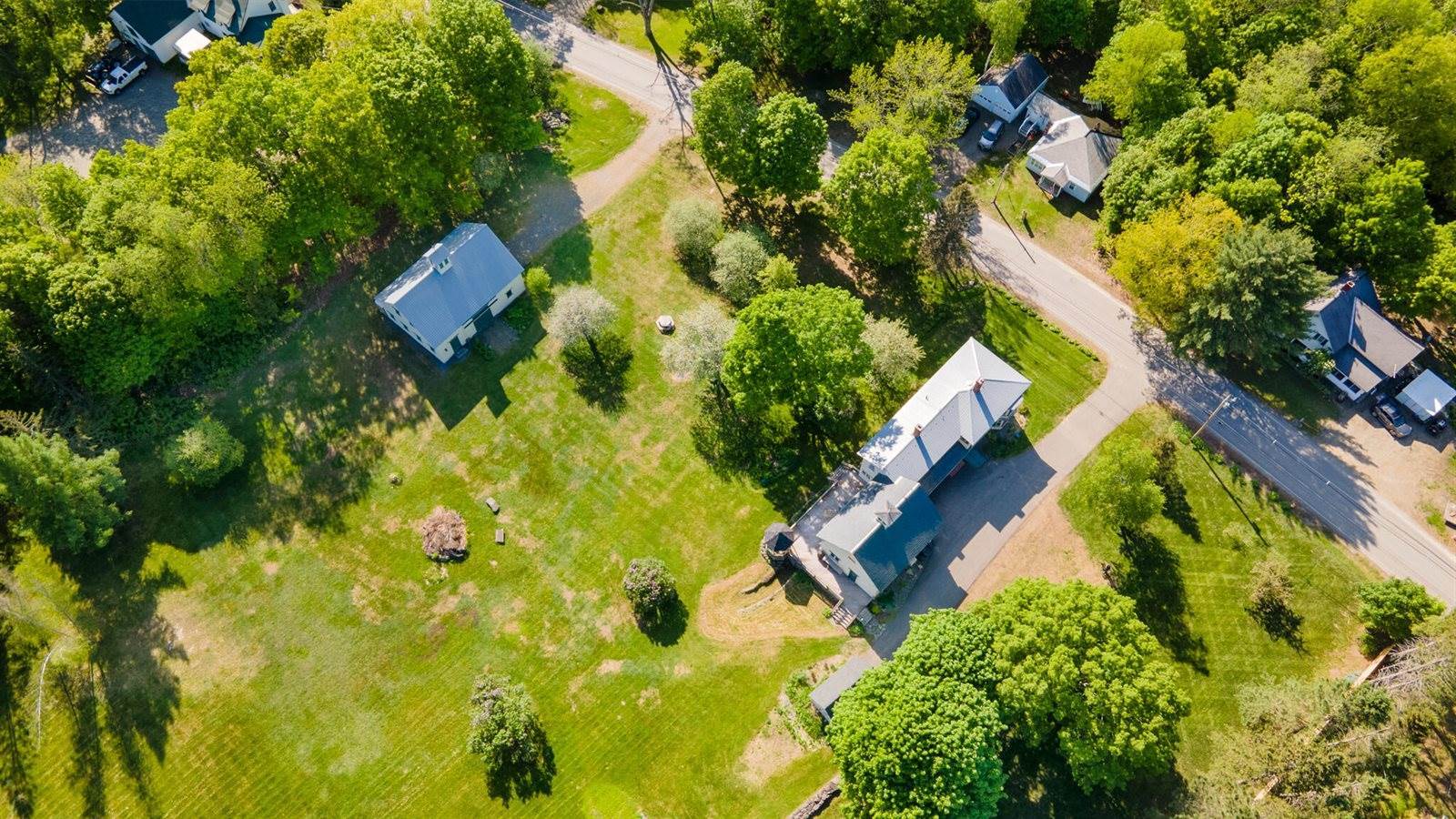 34 Mcphetres Road, Sangerville, ME 04479