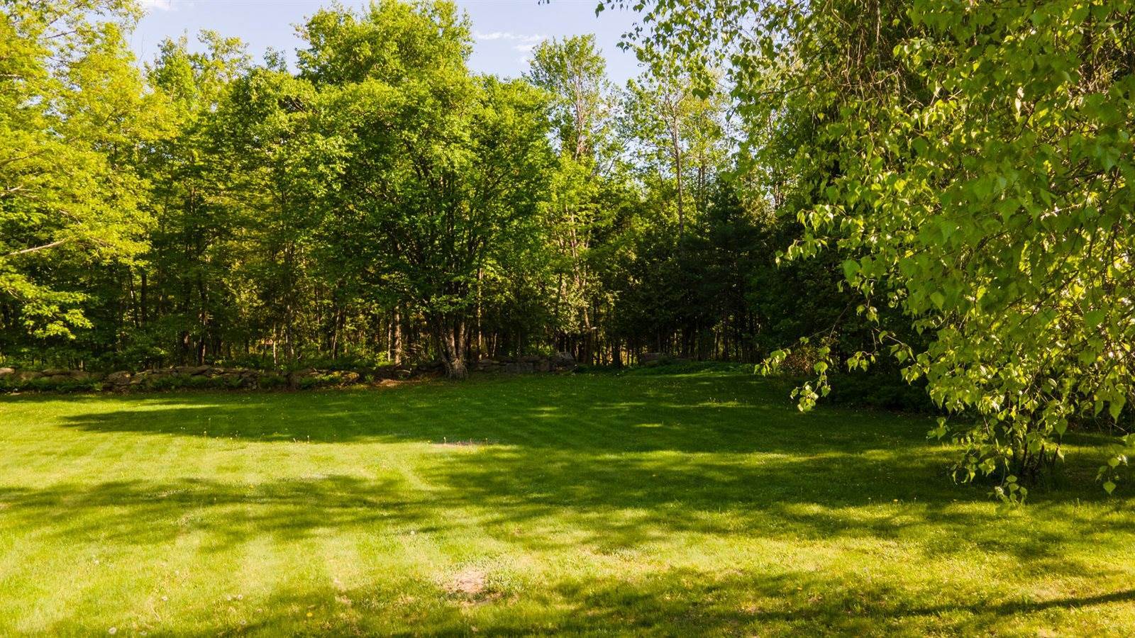 34 Mcphetres Road, Sangerville, ME 04479