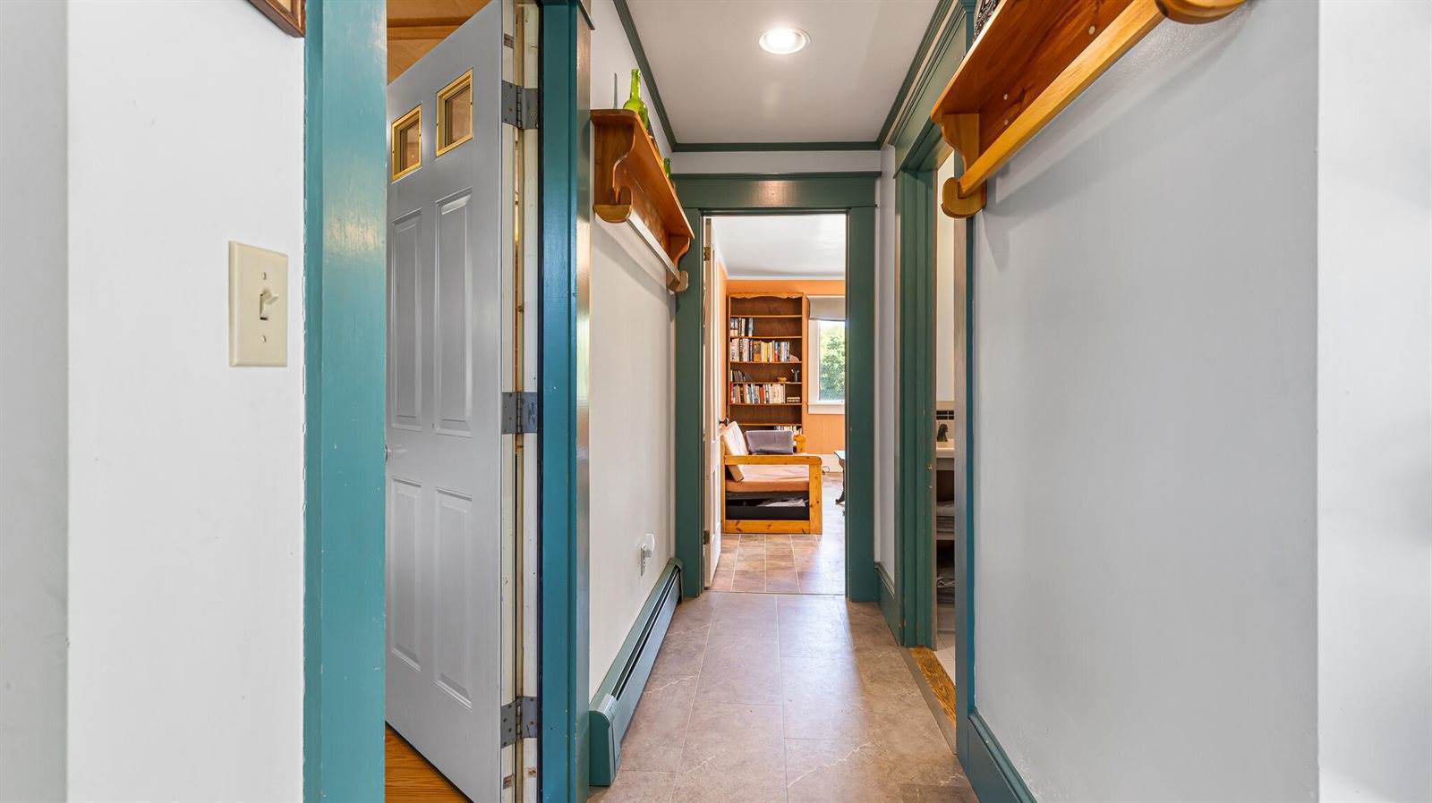 34 Mcphetres Road, Sangerville, ME 04479