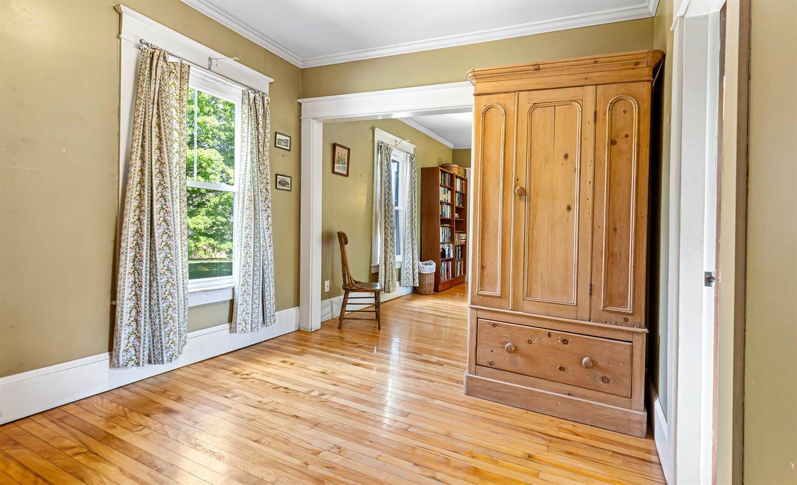 34 Mcphetres Road, Sangerville, ME 04479