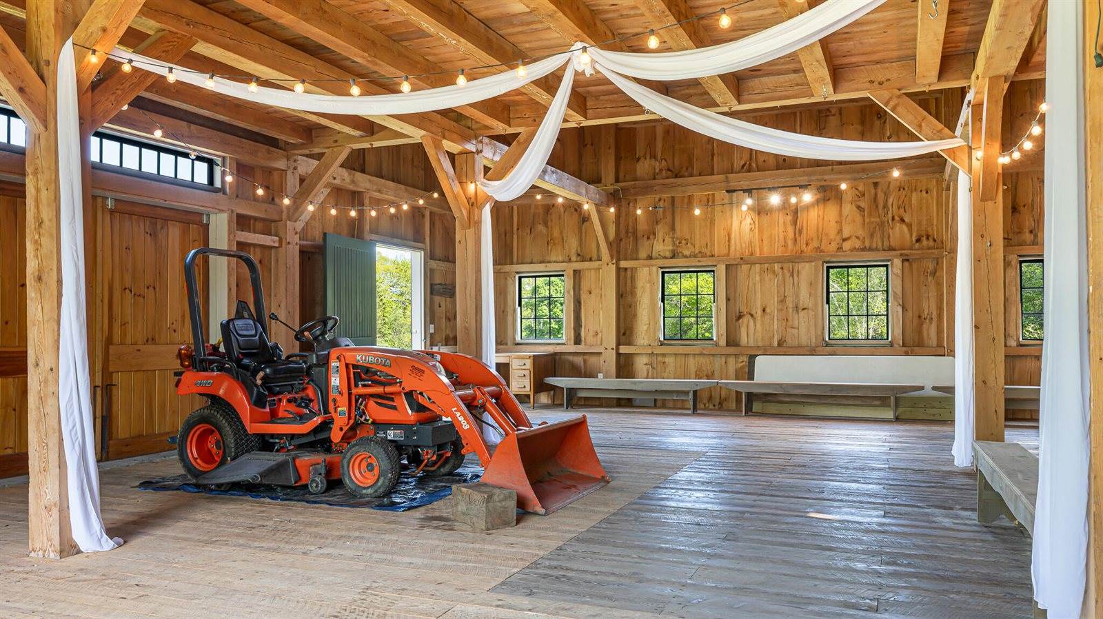 34 Mcphetres Road, Sangerville, ME 04479