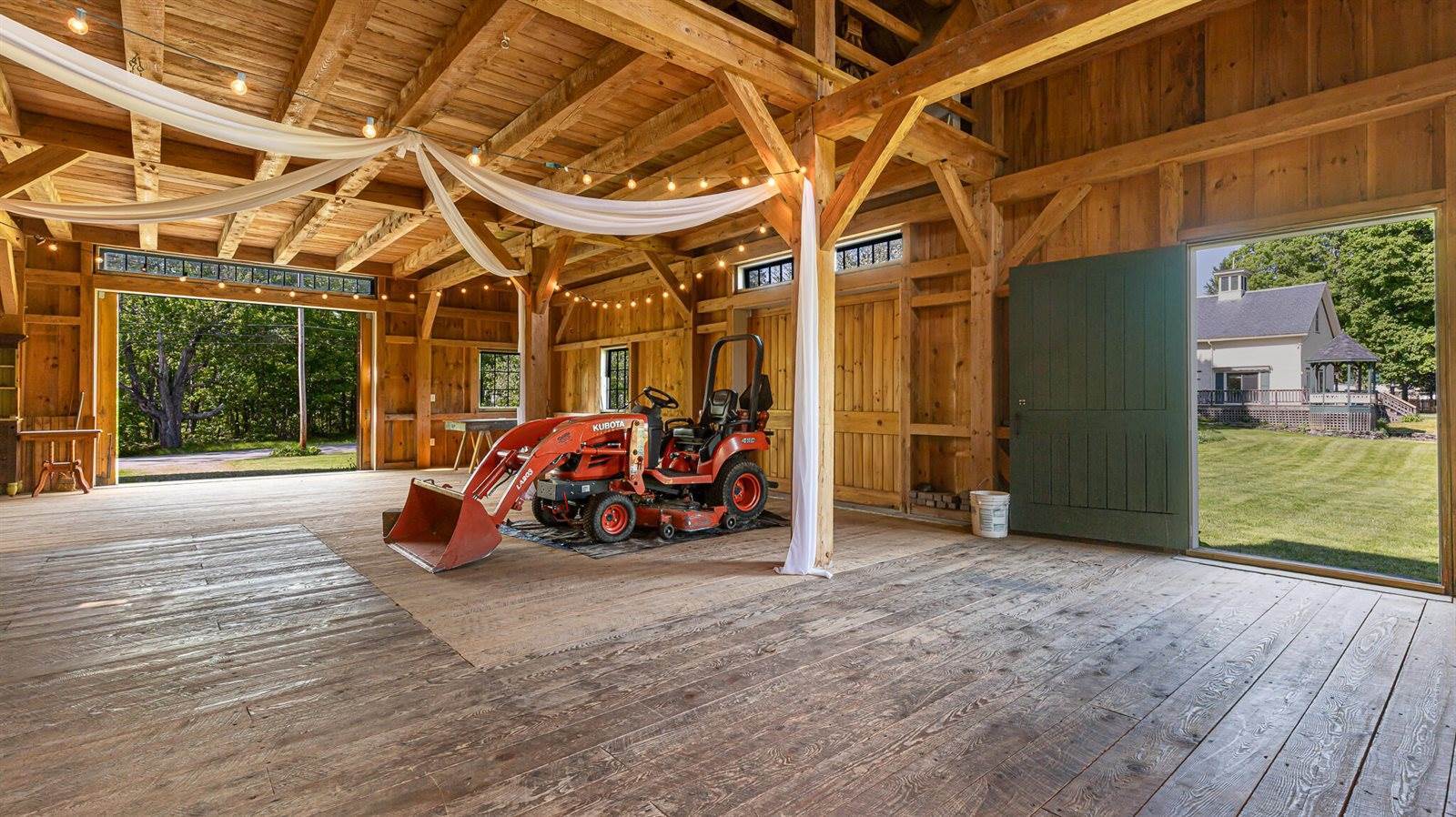 34 Mcphetres Road, Sangerville, ME 04479