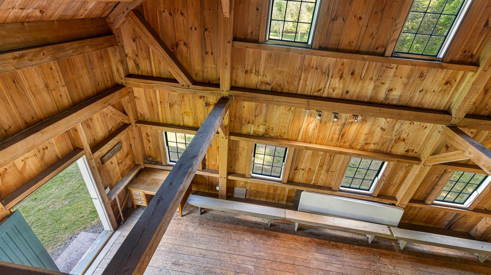 34 Mcphetres Road, Sangerville, ME 04479