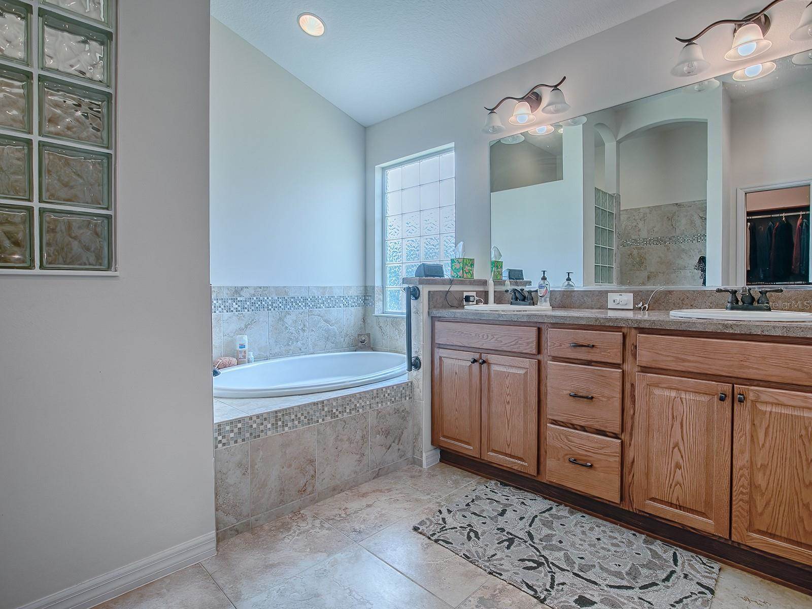 3136 Vandenberg Court, The Villages, FL 32163