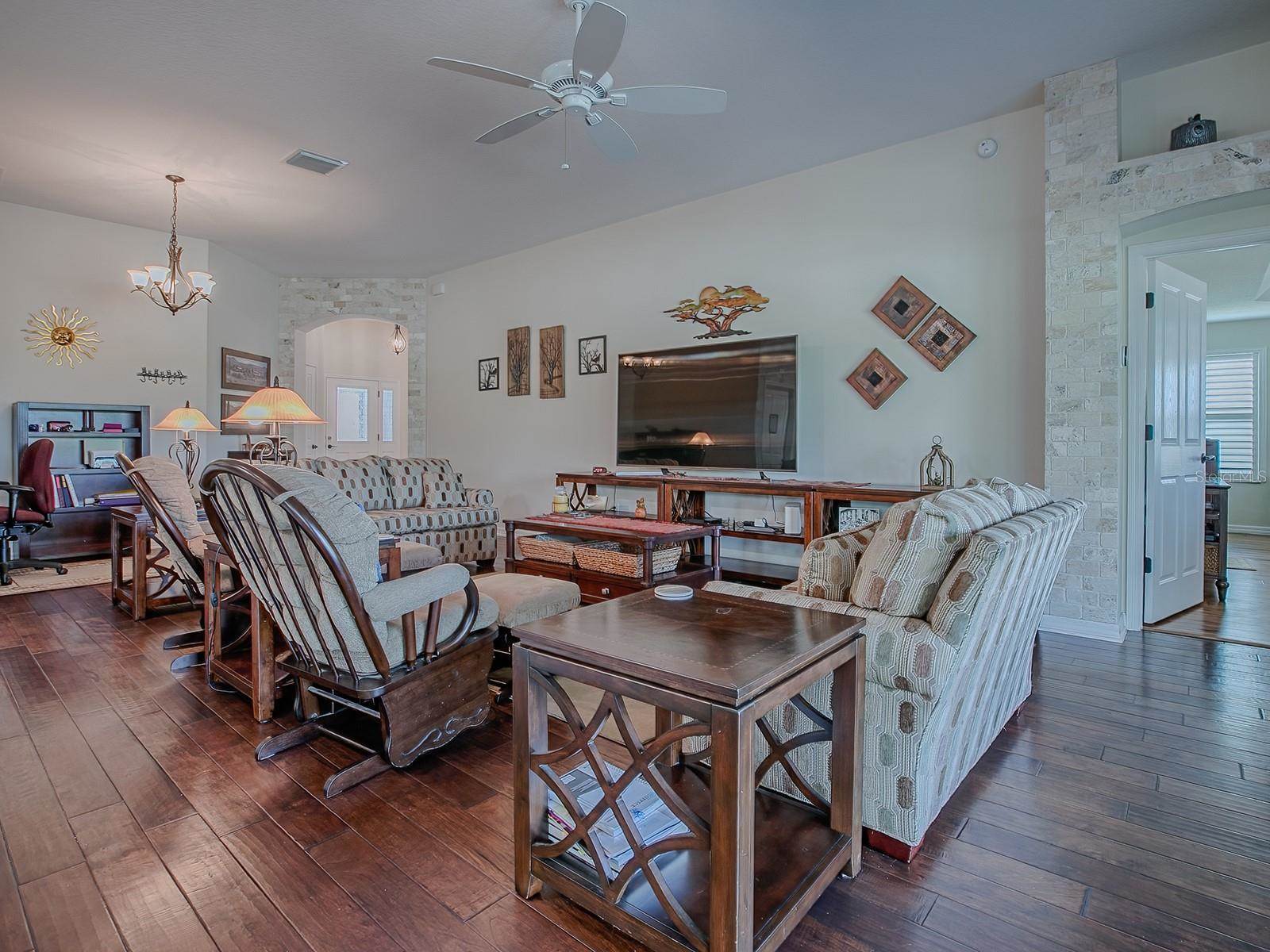 3136 Vandenberg Court, The Villages, FL 32163