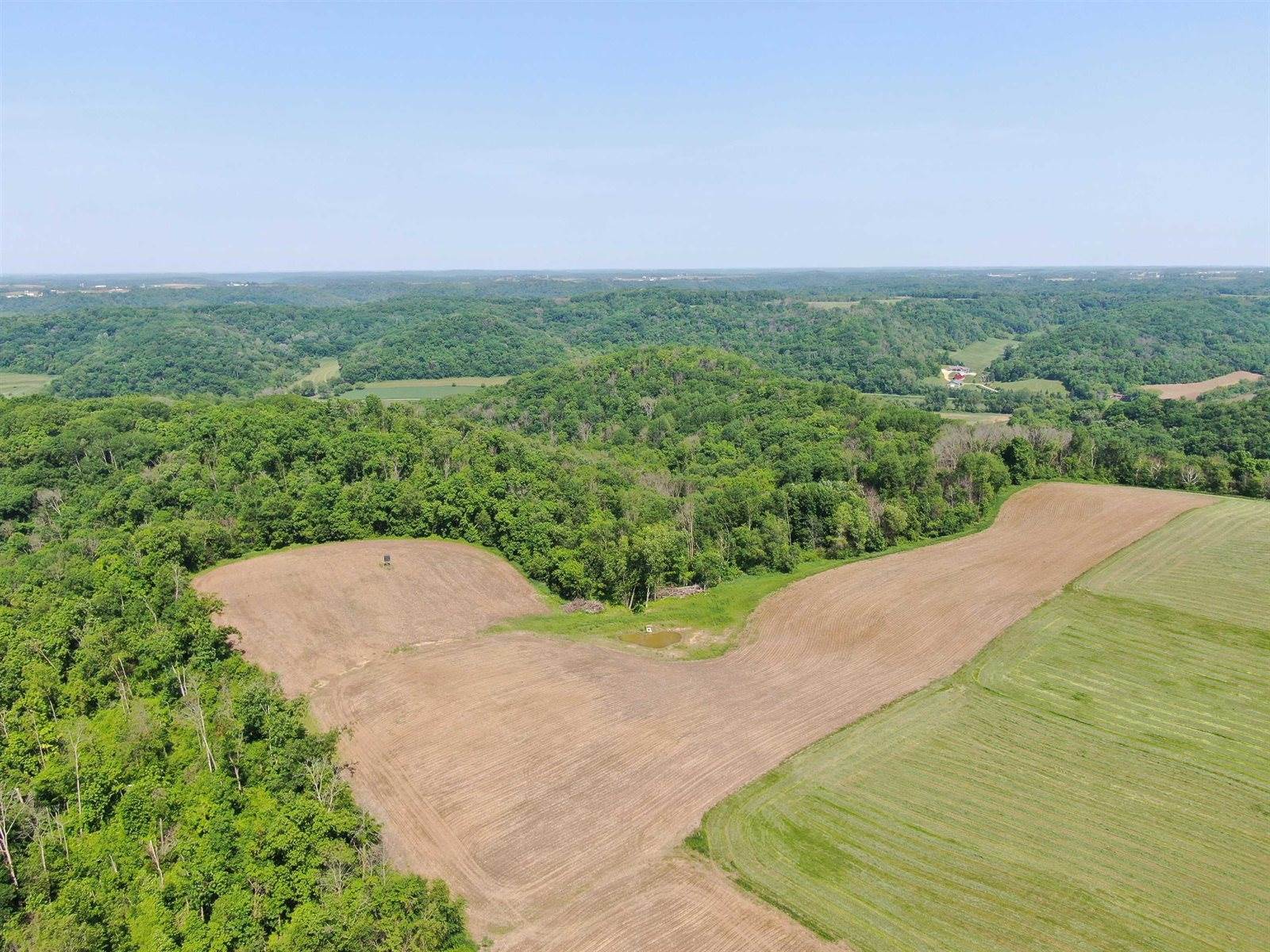 E3474 Garvey, Bear Creek, WI 53577