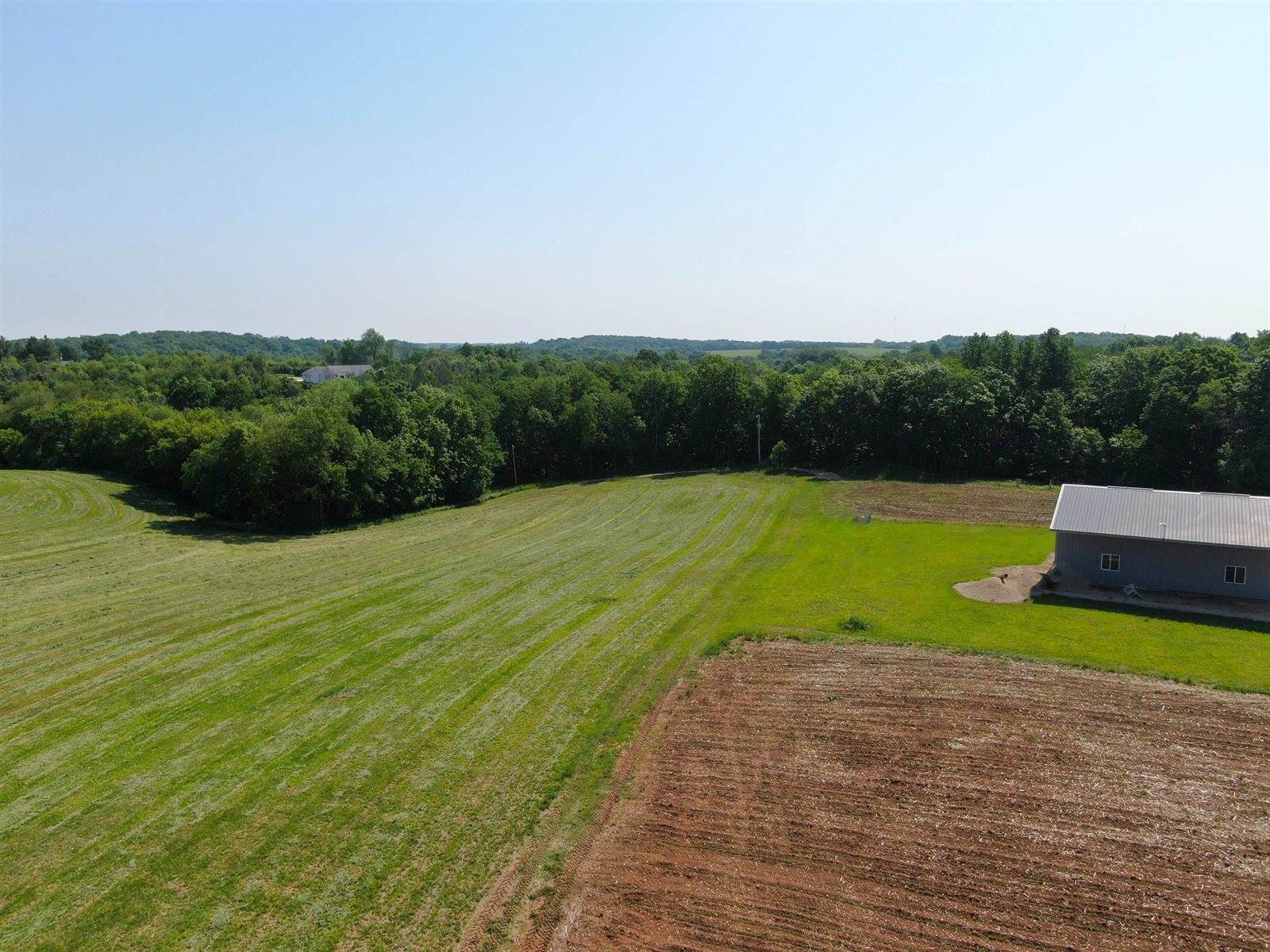 E3474 Garvey, Bear Creek, WI 53577