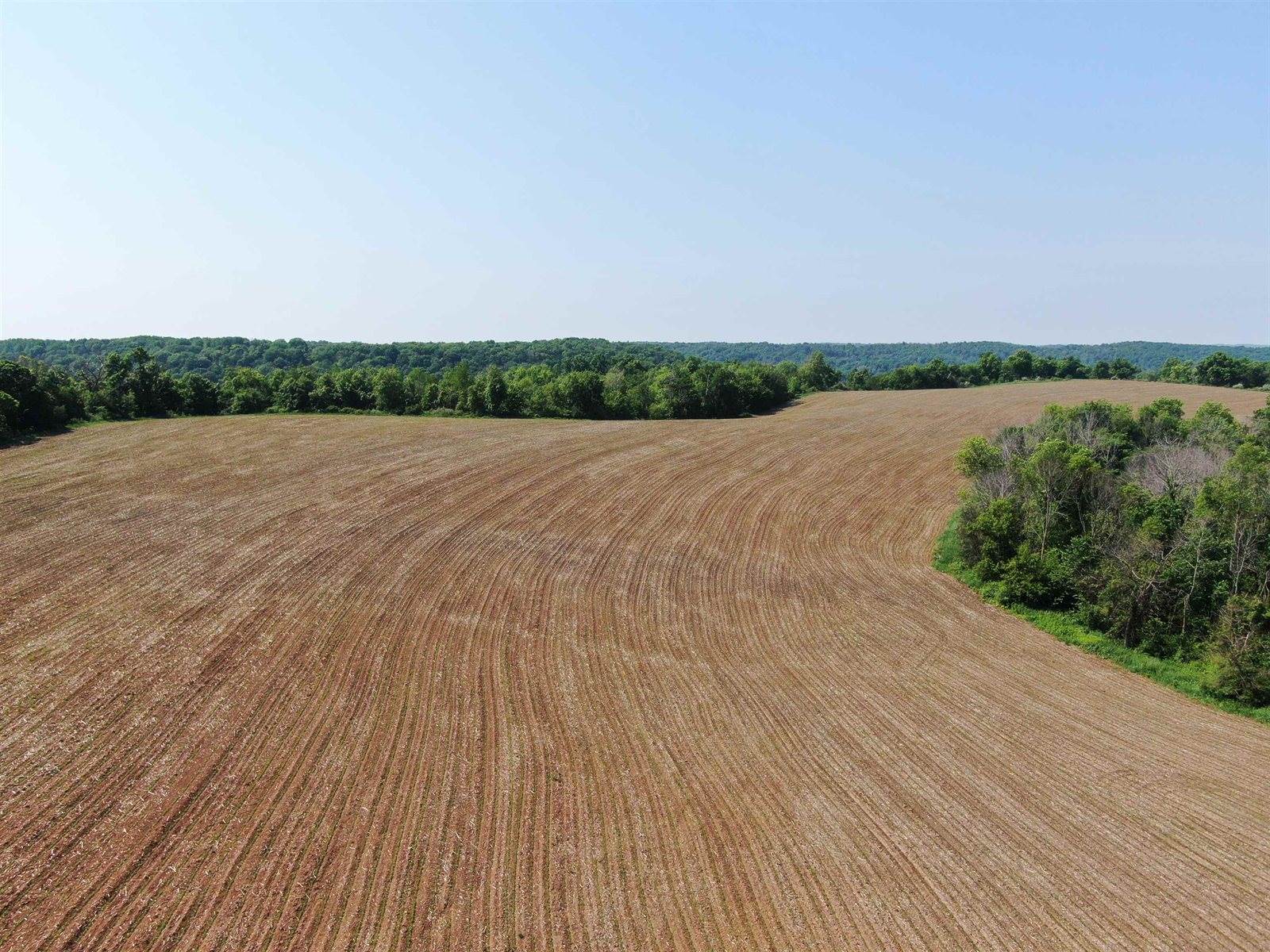 E3474 Garvey, Bear Creek, WI 53577