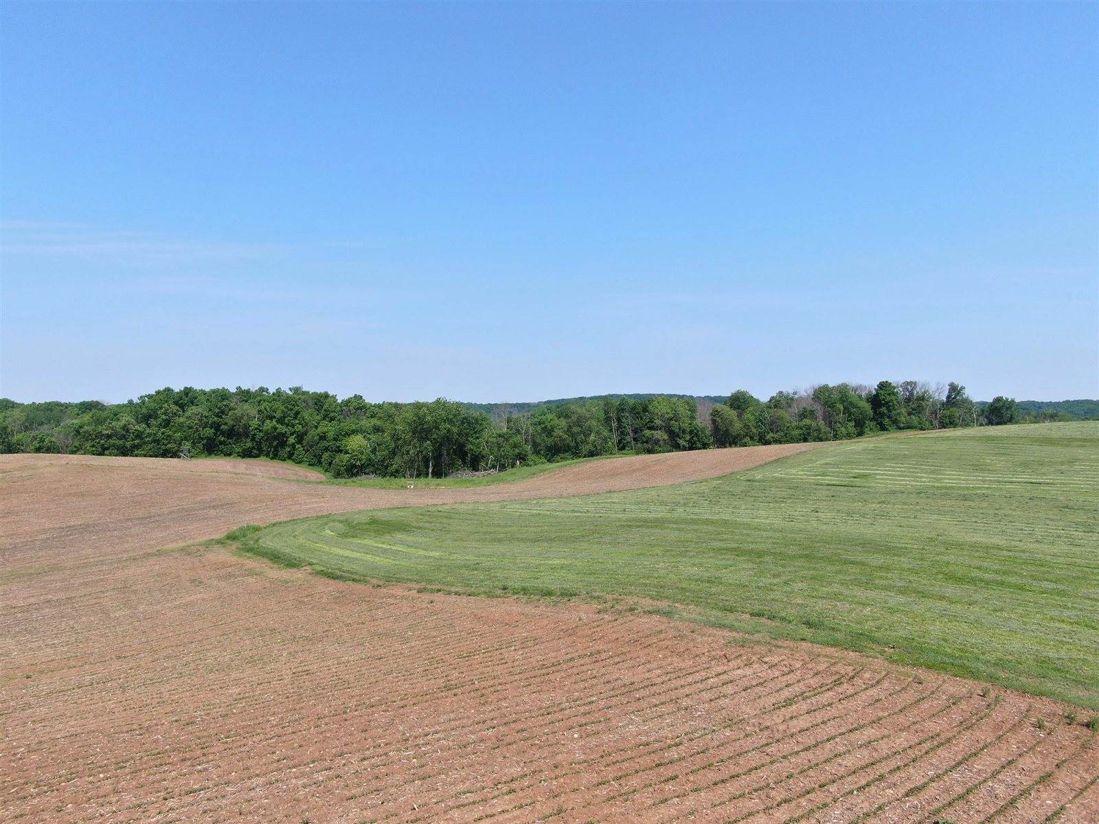 E3474 Garvey, Bear Creek, WI 53577