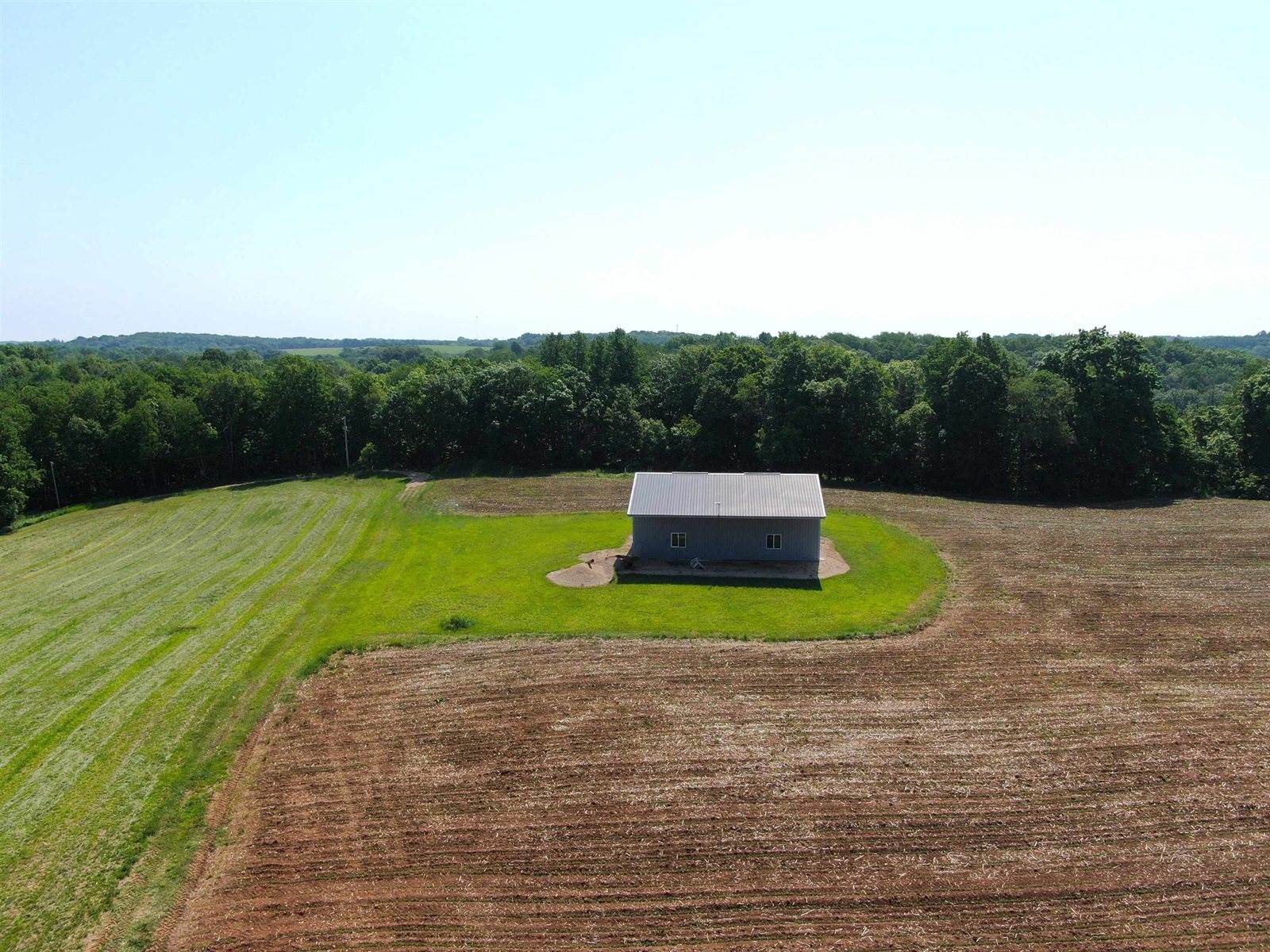 E3474 Garvey, Bear Creek, WI 53577