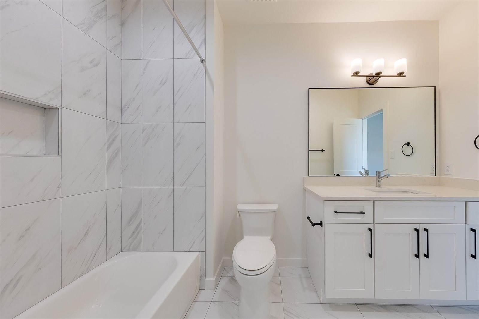 5711 Gano Street, Houston, TX 77009