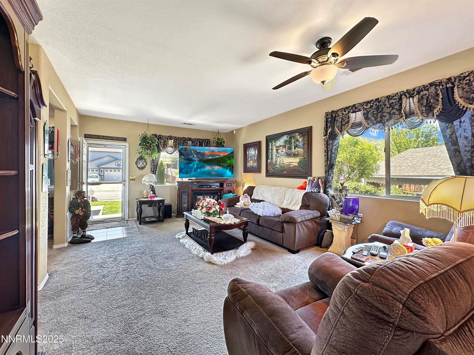 8490 Coral Reef Drive, Reno, NV 89506