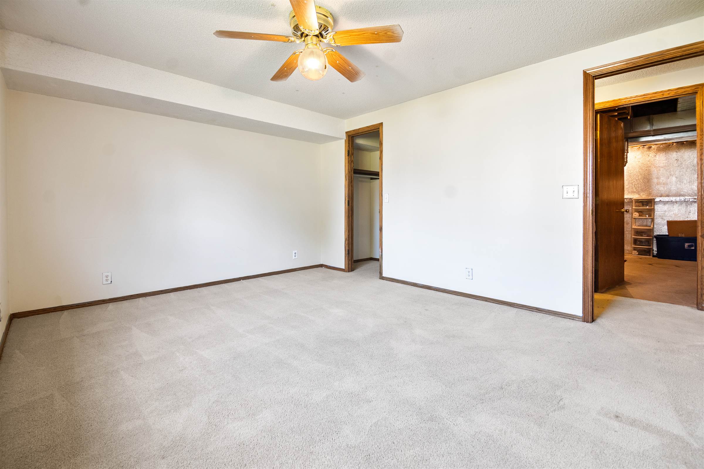 11818 West Dora St, Wichita, KS 67209