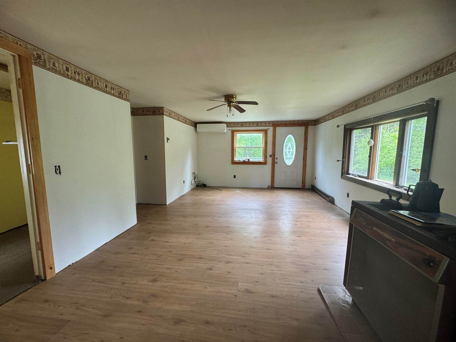 18 Gales Road, Abbot, ME 04406