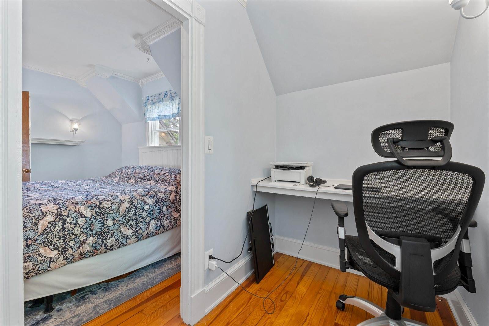 10 Hollingsworth Street, Winslow, ME 04901