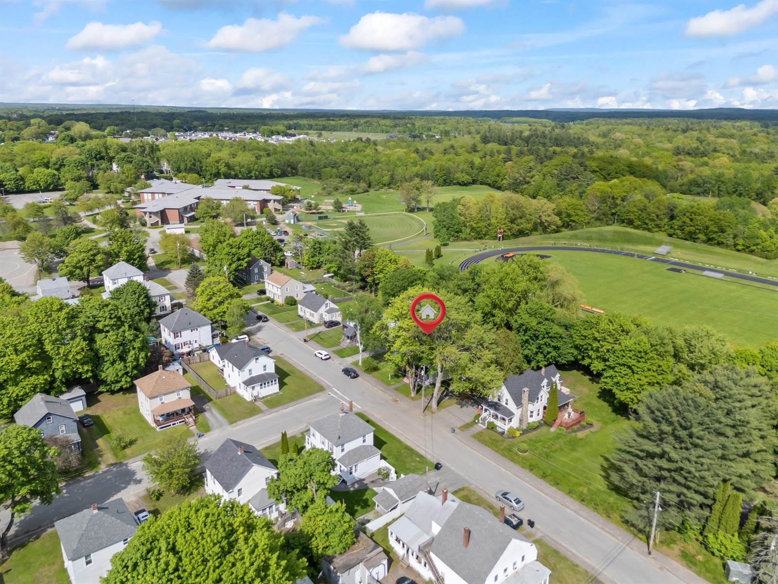 10 Hollingsworth Street, Winslow, ME 04901