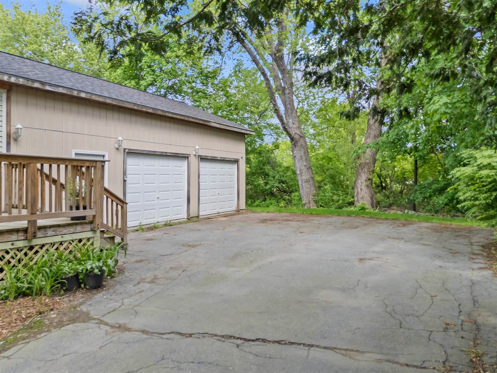 10 Hollingsworth Street, Winslow, ME 04901