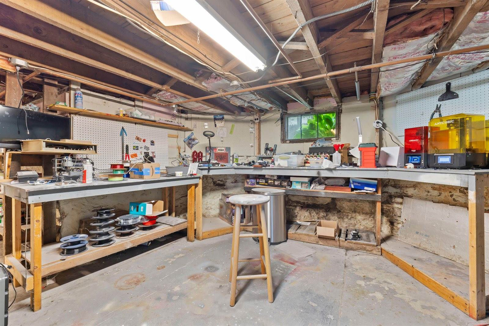 10 Hollingsworth Street, Winslow, ME 04901