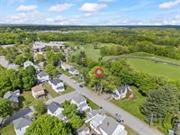 10 Hollingsworth Street, Winslow, ME 04901