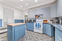 10 Hollingsworth Street, Winslow, ME 04901