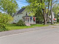 10 Hollingsworth Street, Winslow, ME 04901