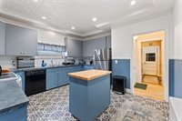 10 Hollingsworth Street, Winslow, ME 04901