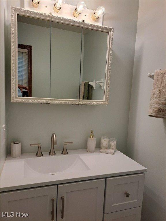 205 Lincoln Lane, New Concord, OH 43762