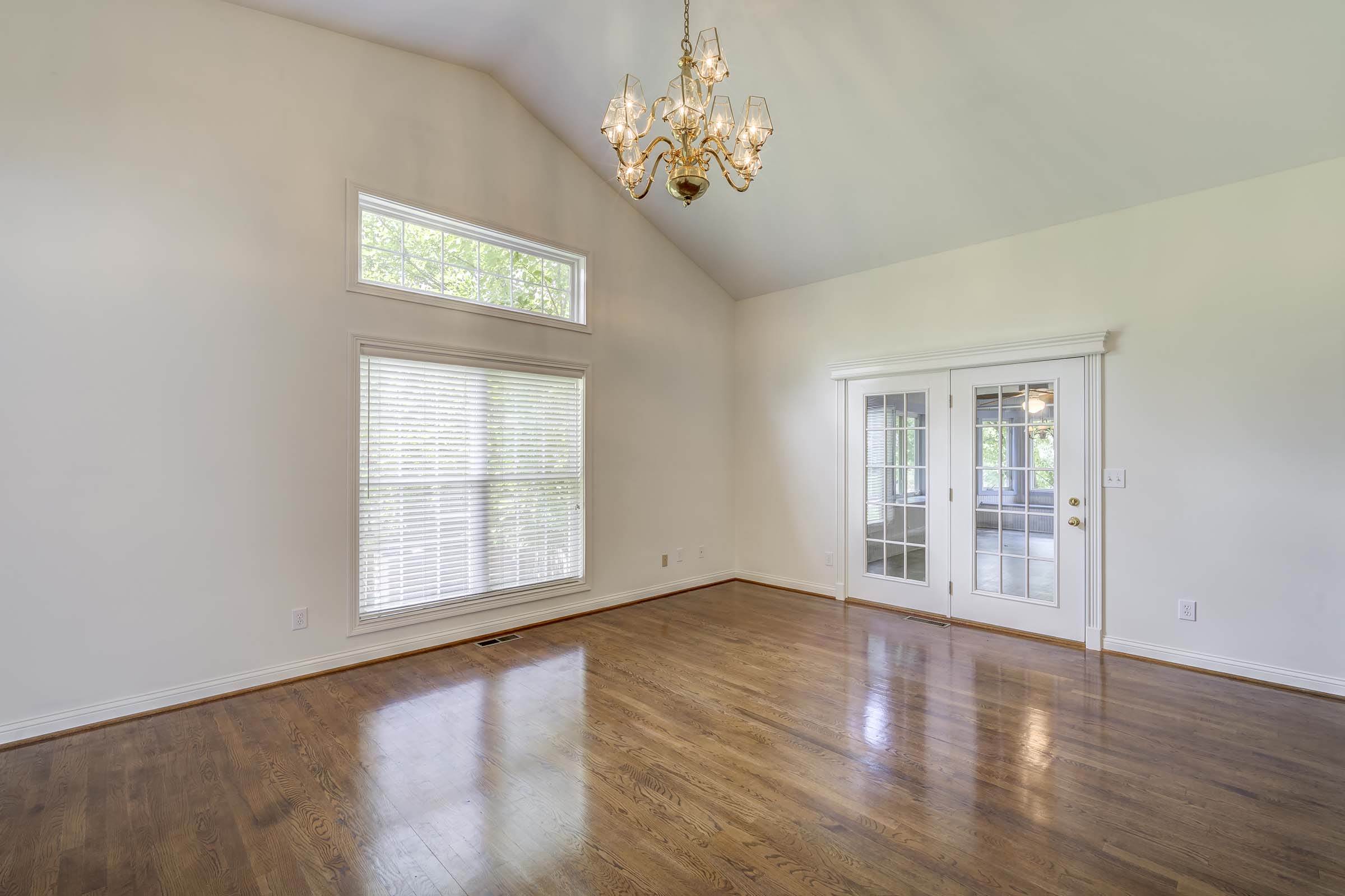 3373 Malone Drive, Lexington, KY 40513