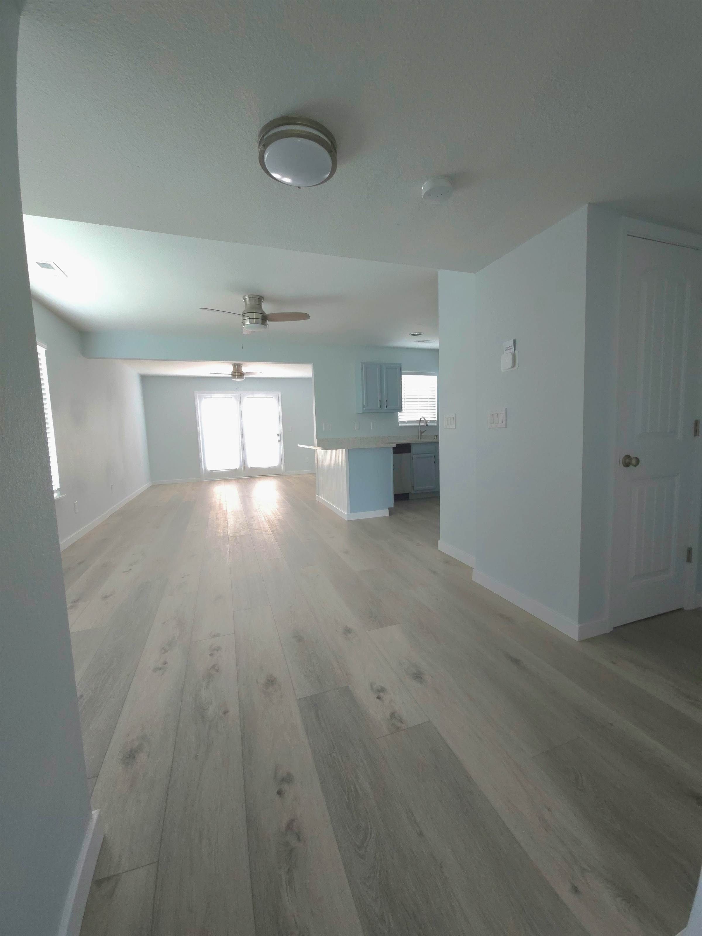 16868 Hurricane Ln, St Robert, MO 65584