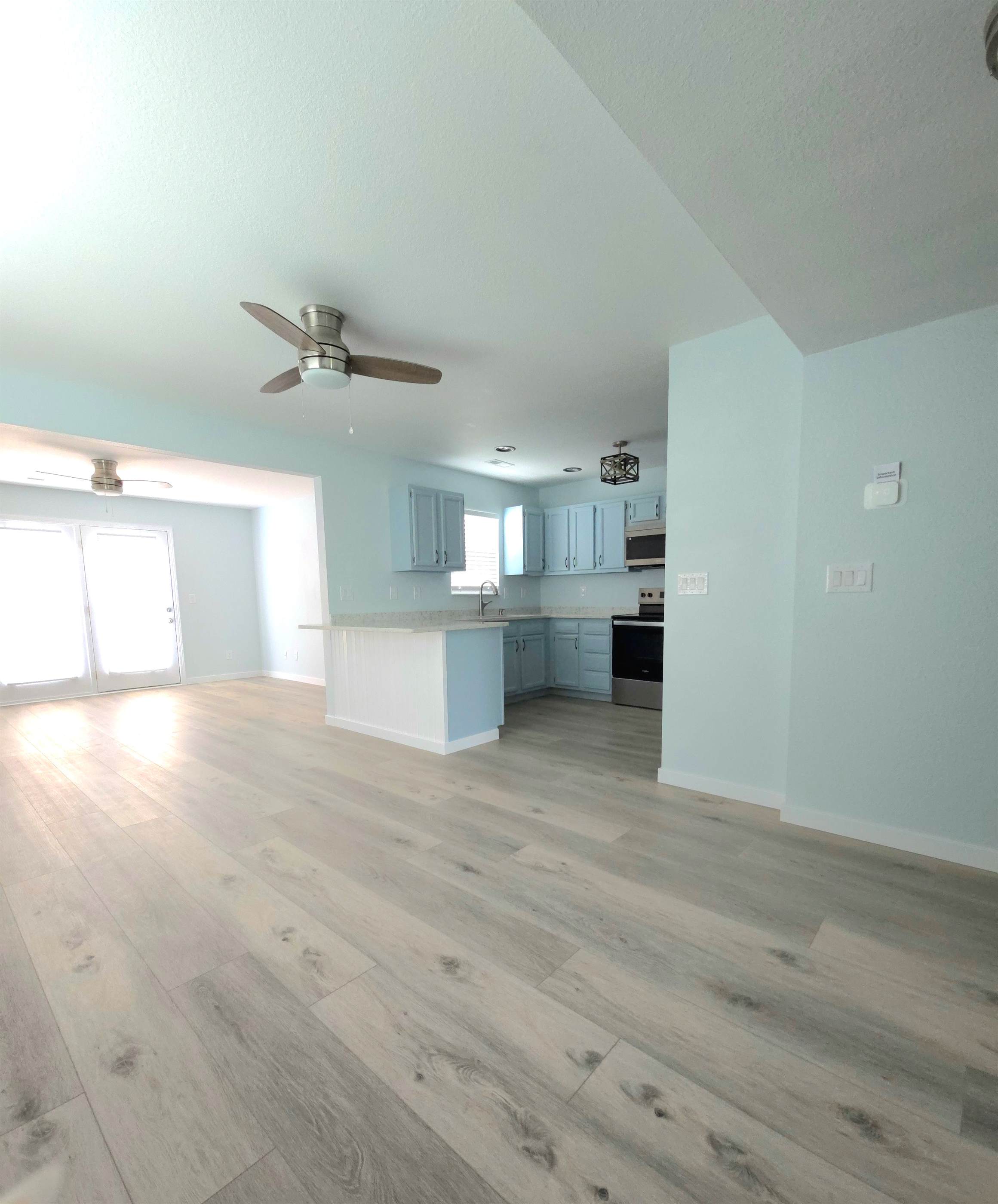 16868 Hurricane Ln, St Robert, MO 65584