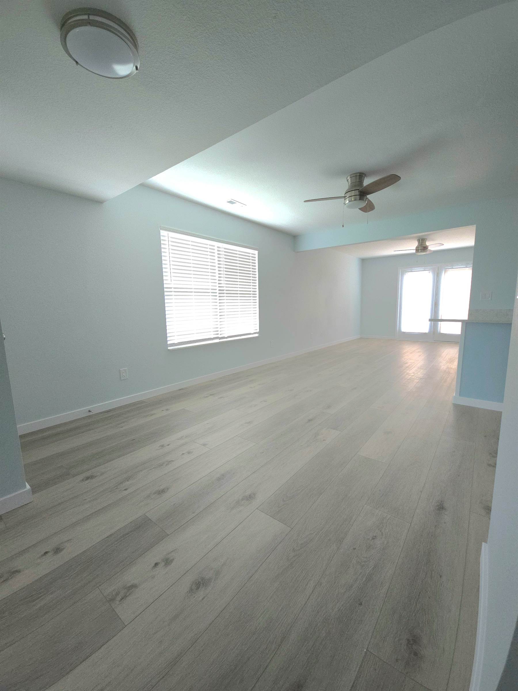 16868 Hurricane Ln, St Robert, MO 65584