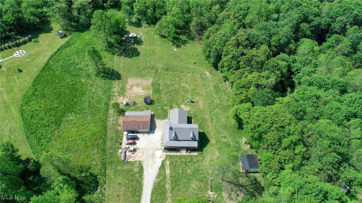 8498 Euga Road, Newcomerstown, OH 43832