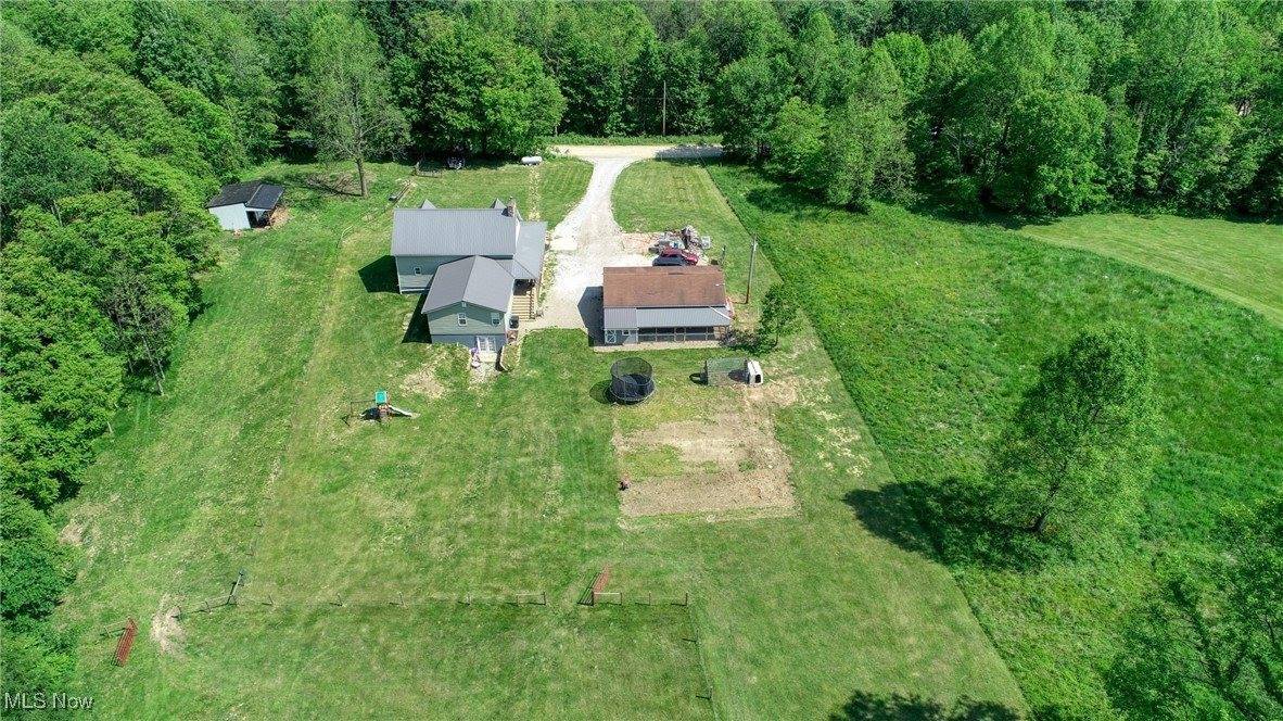 8498 Euga Road, Newcomerstown, OH 43832